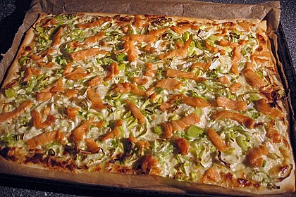 Flammkuchen mit Lauch und Lachs 19