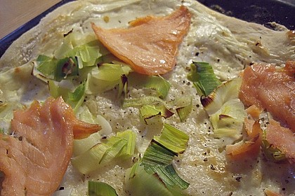 Flammkuchen mit Lauch und Lachs 43