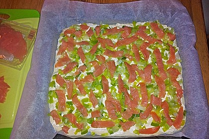 Flammkuchen mit Lauch und Lachs 52