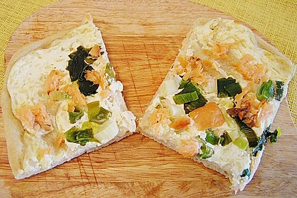 Flammkuchen mit Lauch und Lachs 38