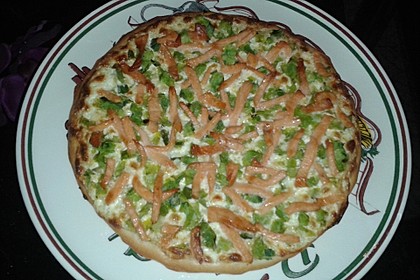 Flammkuchen mit Lauch und Lachs 21