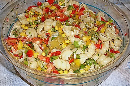 Bunter Nudelsalat ohne Mayonnaise 3
