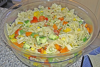 Bunter Nudelsalat ohne Mayonnaise 4