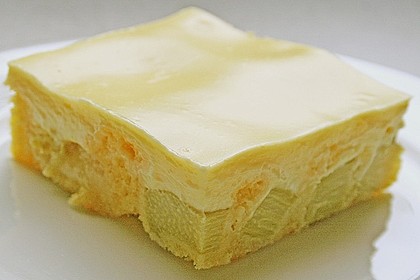 Rhabarberschnitten mit Vanille - Schmand - Guss 8