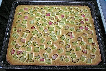 Rhabarberschnitten mit Vanille - Schmand - Guss 26