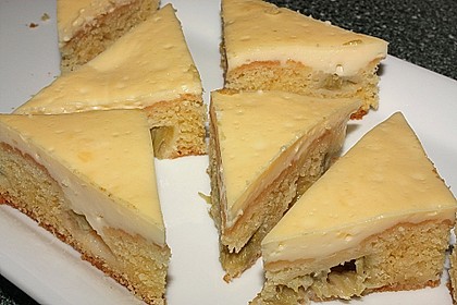 Rhabarberschnitten mit Vanille - Schmand - Guss 6