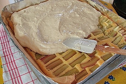 Rhabarberschnitten mit Vanille - Schmand - Guss 33