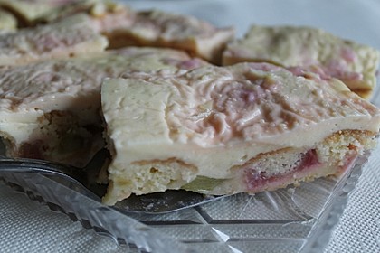 Rhabarberschnitten mit Vanille - Schmand - Guss 22