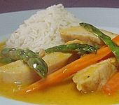 H&auml;hnchenbr&uuml;ste in spanischer Orangensauce mit Fr&uuml;hlingsgem&uuml;se (Bild)