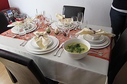 Kartoffel - Lauch - Suppe mit Lachs und Tomaten 1