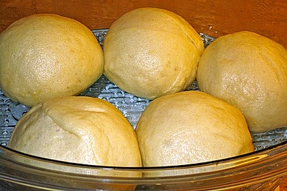 Hefeklöße 3