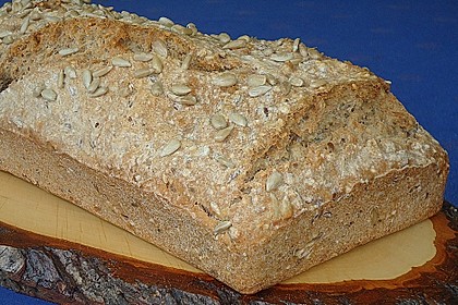 Schnelles Dinkel - Buchweizen - Brot 21