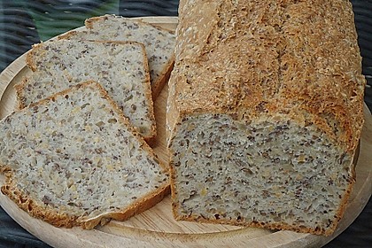 Schnelles Dinkel - Buchweizen - Brot 24