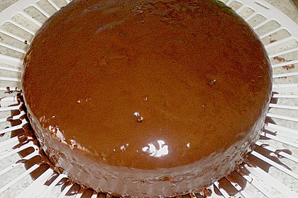 Extra - schokoladiger Schokoladenkuchen 26