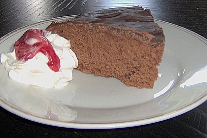 Extra - schokoladiger Schokoladenkuchen 7
