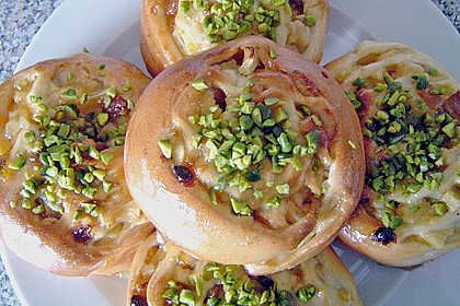 Apfel - Rosinenschnecken 5