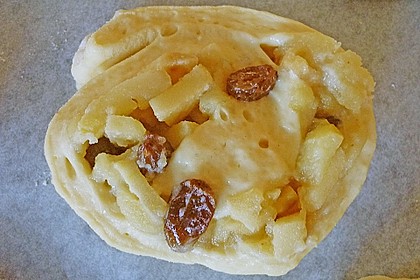 Apfel - Rosinenschnecken 12