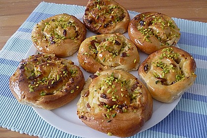 Apfel - Rosinenschnecken 3