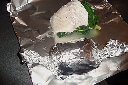 Fischfilet - Röllchen in Estragon - Schaum 18