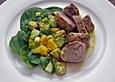 Avocado - Mango - Salsa zu Schweinefilet