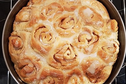 Zimtrollen-Kuchen 85