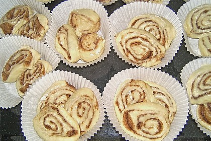 Zimtrollen-Kuchen 364
