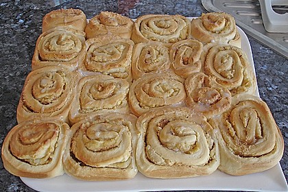 Zimtrollen-Kuchen 194