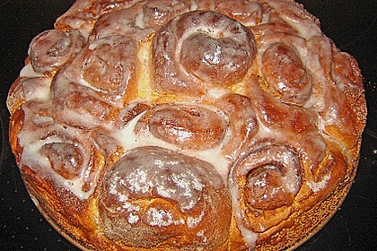 Zimtrollen-Kuchen 174
