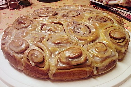Zimtrollen-Kuchen 216