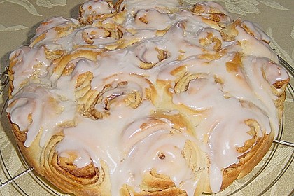 Zimtrollen-Kuchen 184