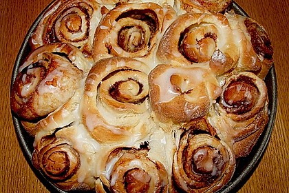 Zimtrollen-Kuchen 181
