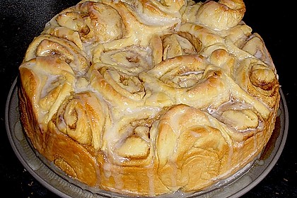 Zimtrollen-Kuchen 147