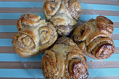 Zimtrollen-Kuchen 230