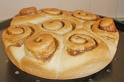 Zimtrollen-Kuchen 224