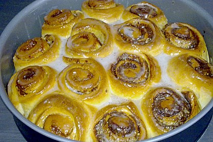 Zimtrollen-Kuchen 325