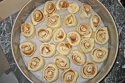 Zimtrollen-Kuchen 332