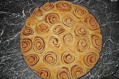Zimtrollen-Kuchen 187