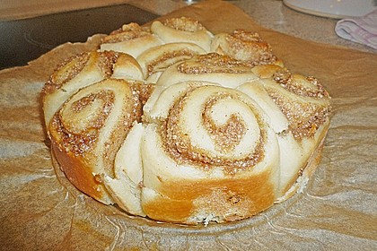 Zimtrollen-Kuchen 335