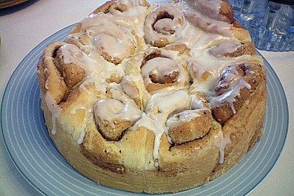 Zimtrollen-Kuchen 258