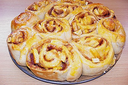 Zimtrollen-Kuchen 97