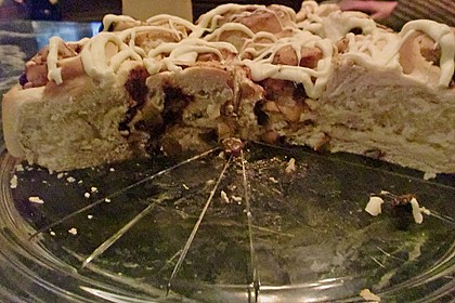 Zimtrollen-Kuchen 323
