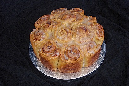 Zimtrollen-Kuchen 257