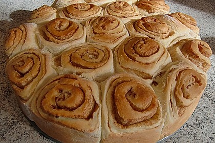 Zimtrollen-Kuchen 226