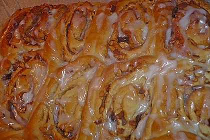 Zimtrollen-Kuchen 300