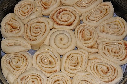 Zimtrollen-Kuchen 287