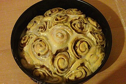 Zimtrollen-Kuchen 239