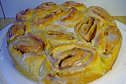 Zimtrollen-Kuchen 252