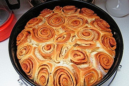 Zimtrollen-Kuchen 102