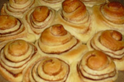 Zimtrollen-Kuchen 360