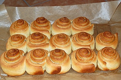 Zimtrollen-Kuchen 59